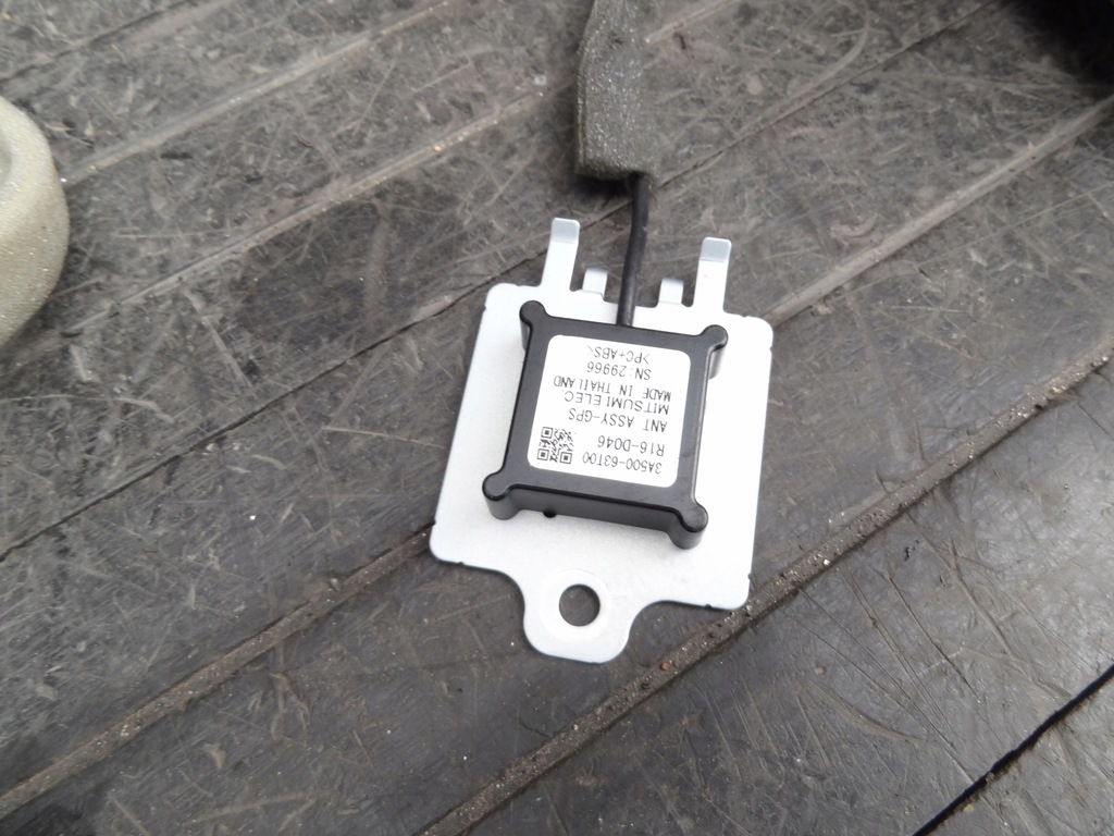 фото №8, Suzuki sx4 s-cross ii 2023 радио навигация антенна gps 3a102-63t30 europa