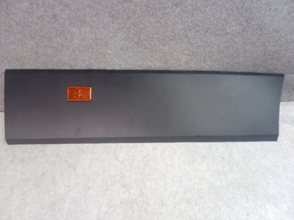 фото №1, Vw crafter ii 2 man tge 16- молдинг боковая правая 7c0854940