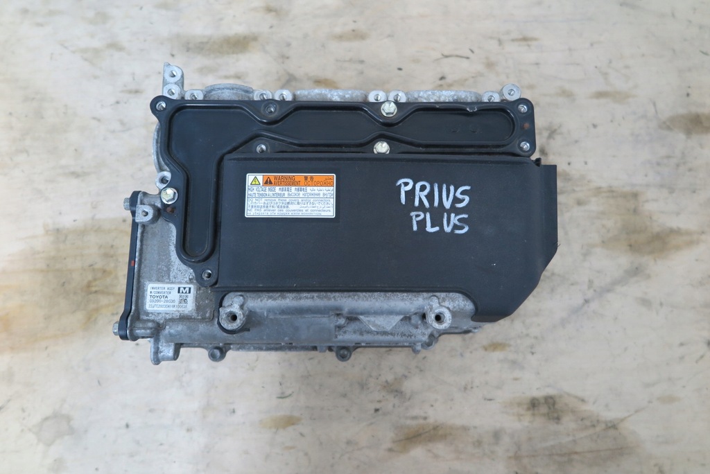 фото №1, Toyota prius plus + инвертор converter инвертор