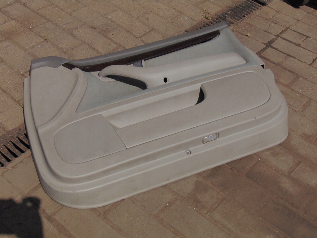 фото №7, Обшивка левый правый перед комплект audi a4 b7 europa