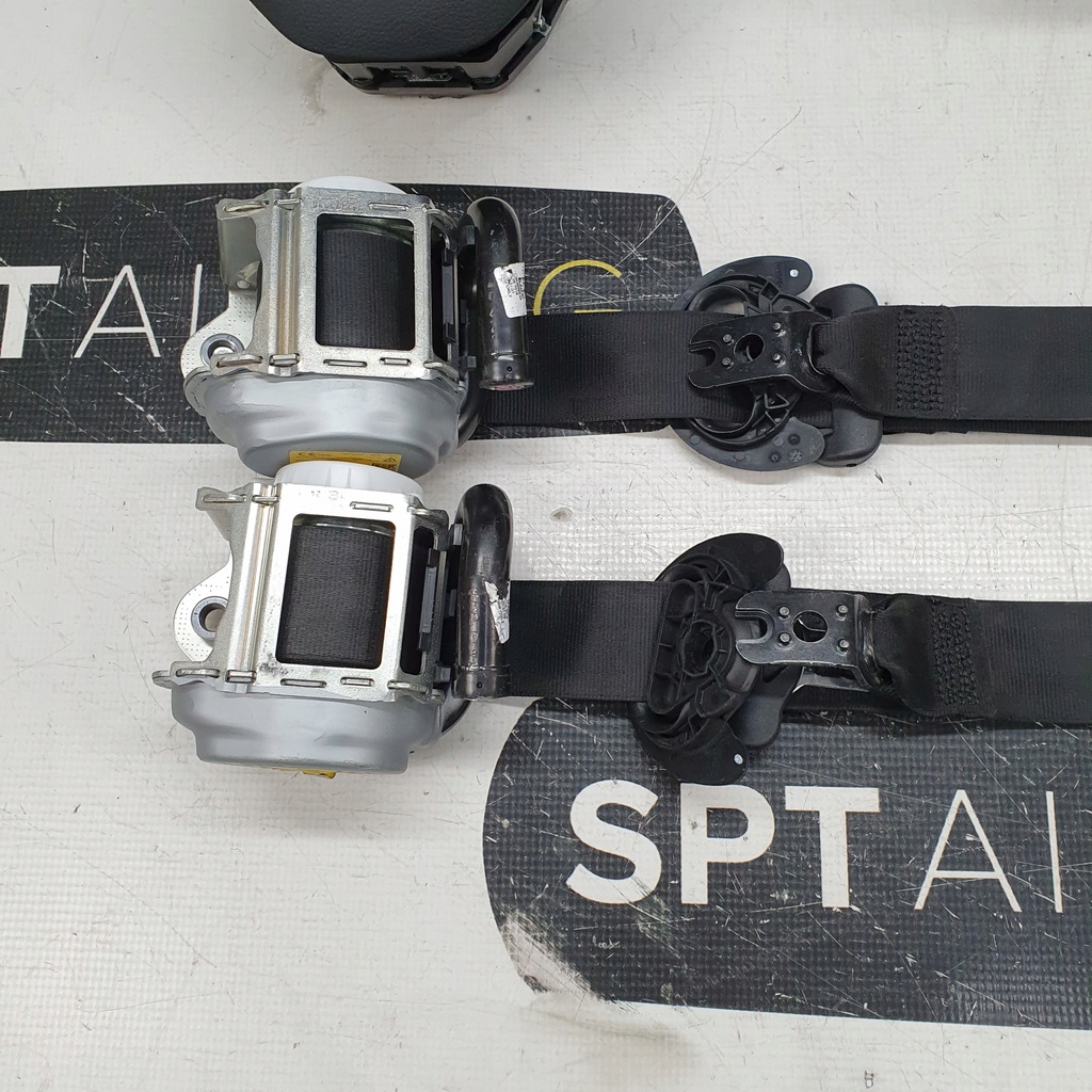 фото №10, Scala kamiq приборная панель консоль подушки безопасности ремни подушка безопасности