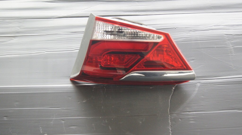 фото №1, Лампа hyundai i40 kombi lift правая led 2014--2019