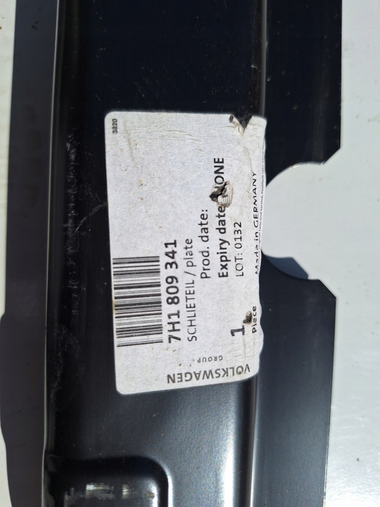 фото №16, Vw transporter t5 кронштейн задняя молдинг порог порог 7h1809341