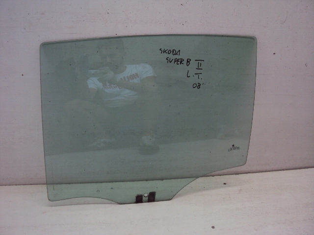 фото №2, Скло двері лівий задня skoda superb ii 2008 rok