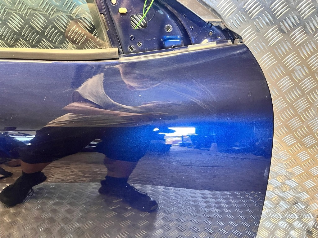 Дверь правый перед передние полный renault megane v 5 e-tech biynn Оригинал