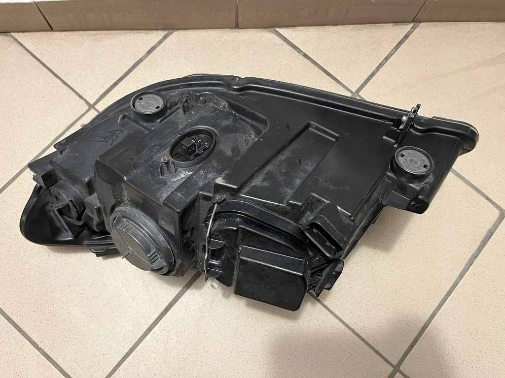 фото №15, Bmw x1 x-1 e84 e-84 ксенон 09- лампа передняя перед правая