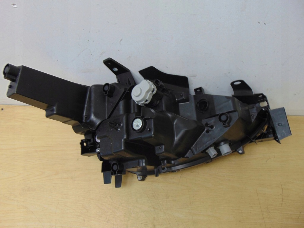 фото №8, Лампа левая перед mazda cx5 ii led europa kb8n51040