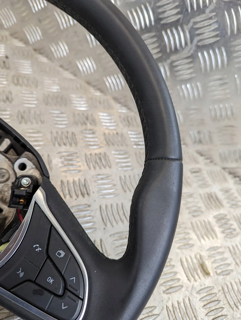 фото №8, Renault talisman lift 2020-2022 повітропровід шкіра шкіряний мультифункція