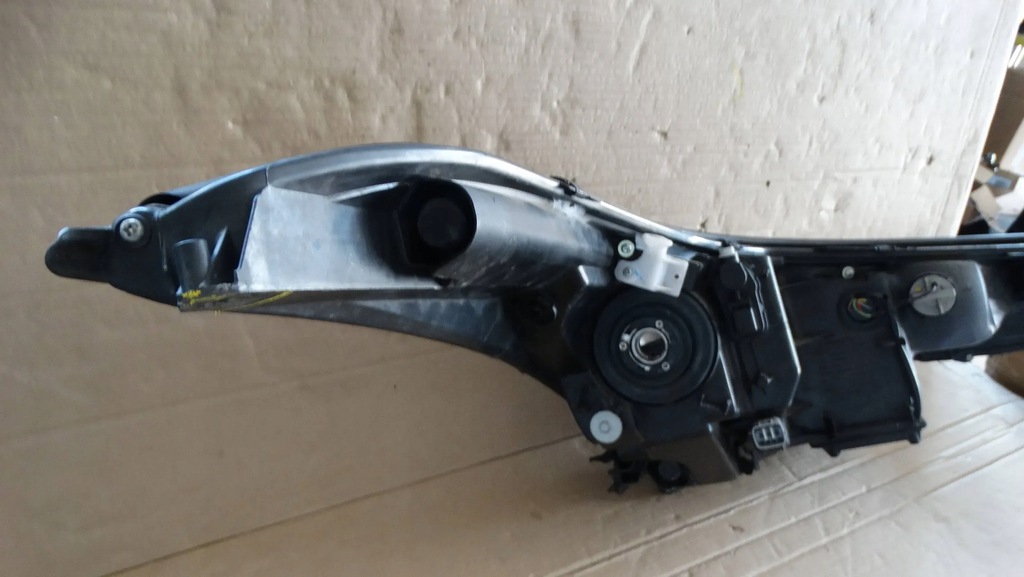 фото №9, Лампа левый перед 81150-f4030 toyota c-hr линза led