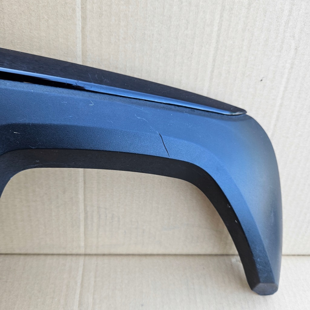 фото №8, Bmw 5 g30 lci lift спойлер накладка дифузор pod бампер задній 9498614