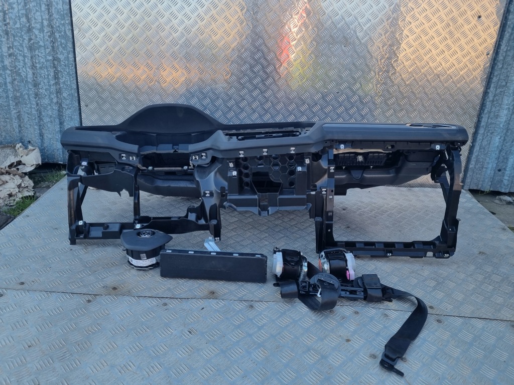 фото №6, Vw tiguan 2 5na 17 r консоль ремни подушка безопасности оригинал