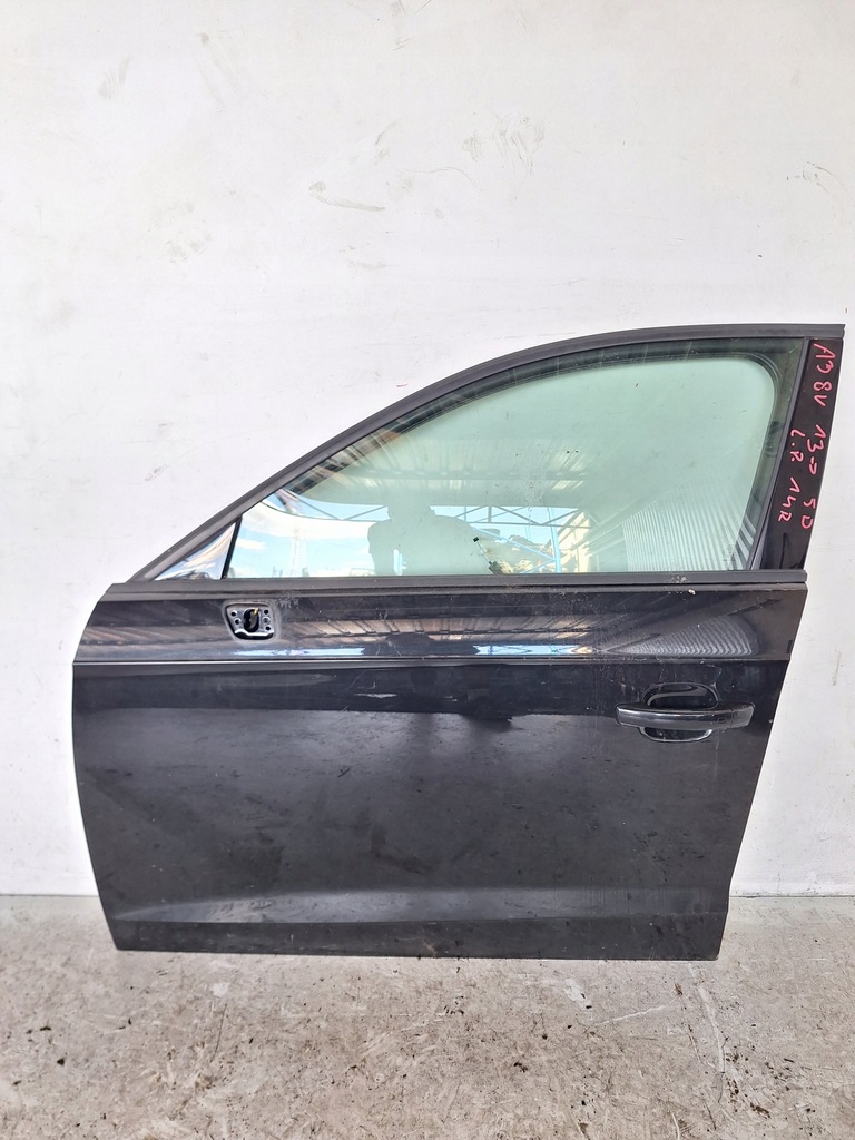 фото №1, Audi a3 8v sportback 13-16 двері ліва перед 5-двері