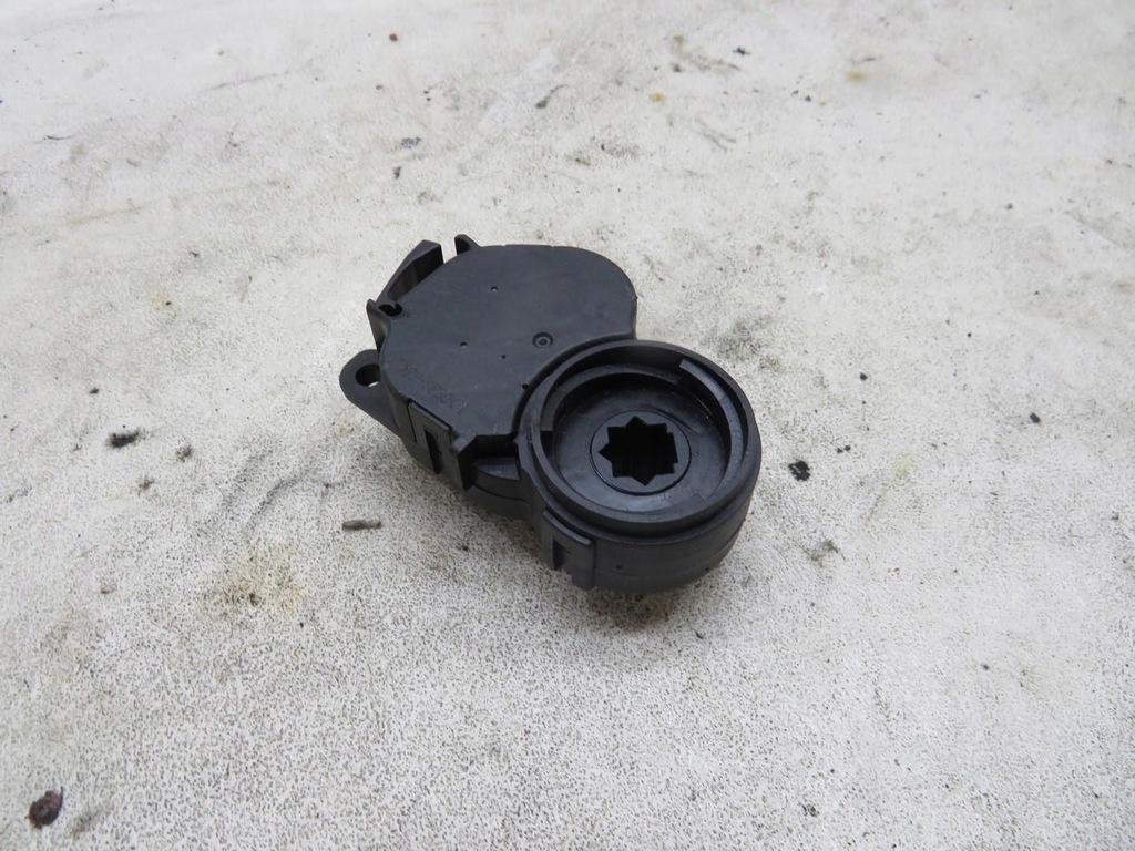 фото №1, Моторчик отопителя clio iv