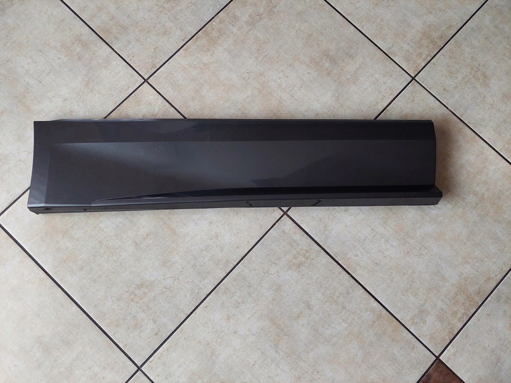 фото №1, Молдинг дверь - правый задняя - audi q8 - 4m8