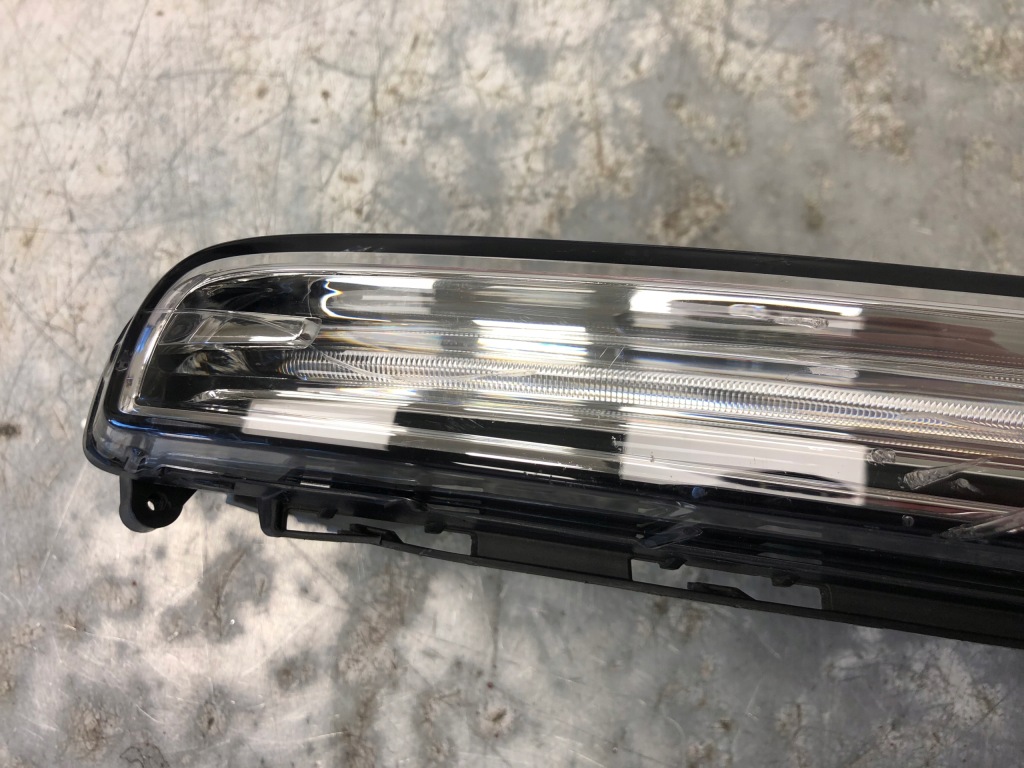 Фара поворотник led drl правый porsche cayenne 7p5941182j Киев