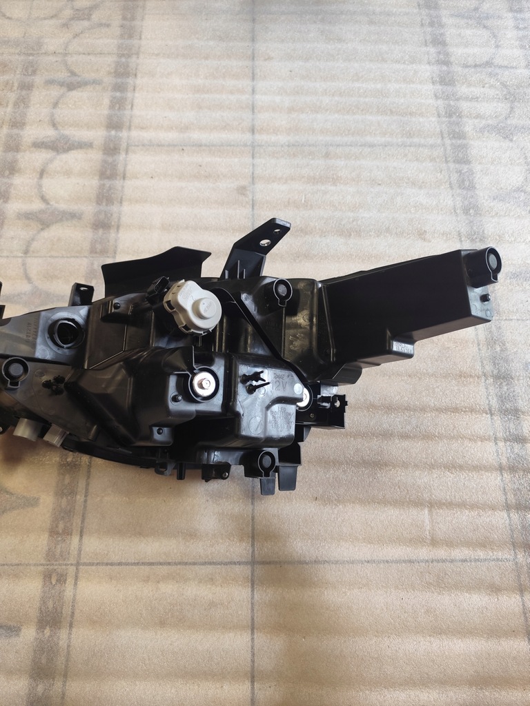 фото №10, Фара правый mazda cx5 ii full led 5+2 контакты nr оригинал kb8n51030k