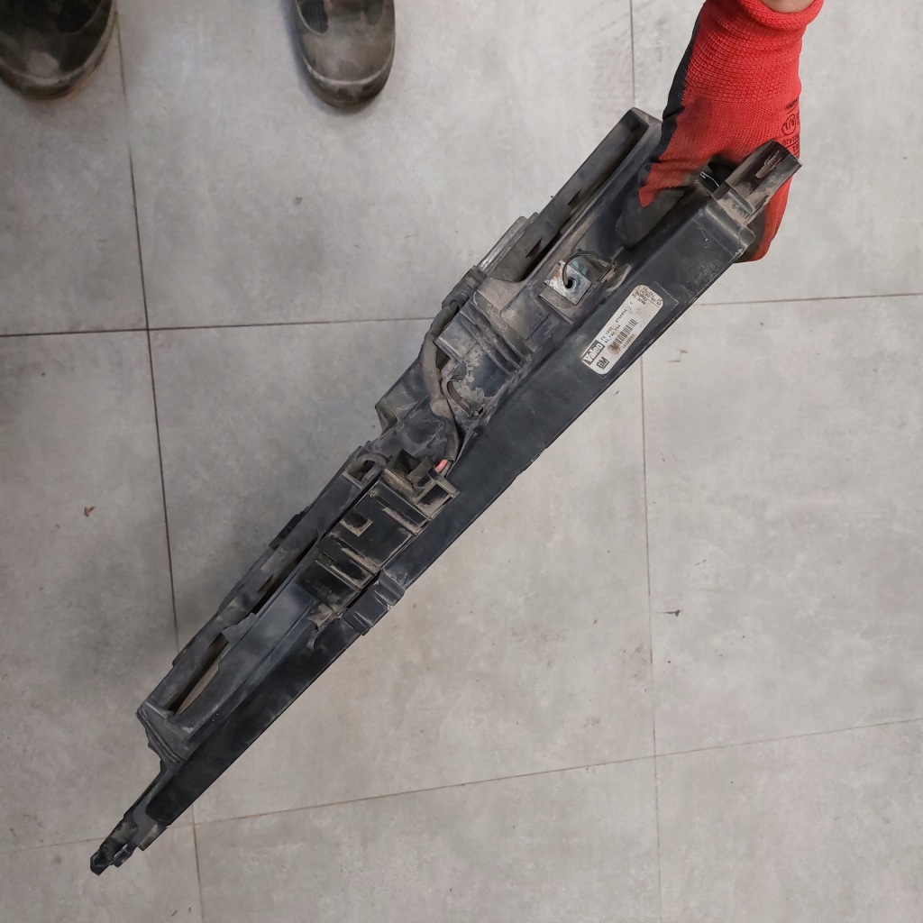 Opel astra j 1,7 вентилятор радиатора 874680a с Разборки