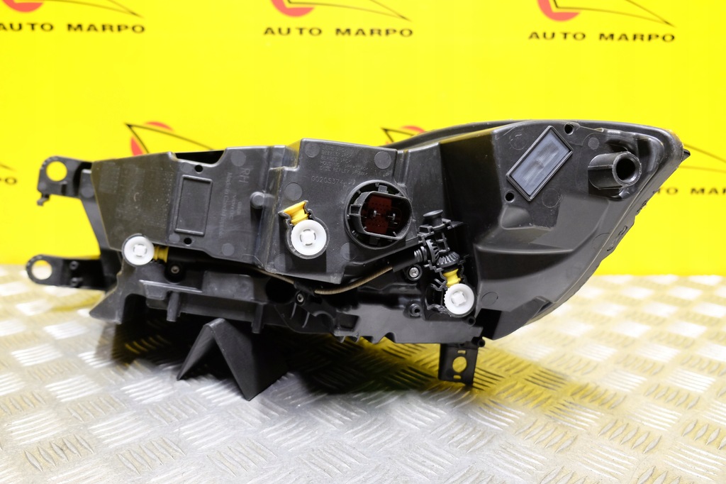 фото №10, Jaguar i-pace x590 2018- фара лампа low led правая eu