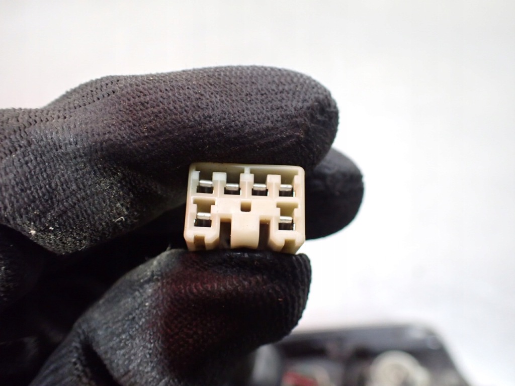 фото №4, Лампа левая задняя subaru justy iv