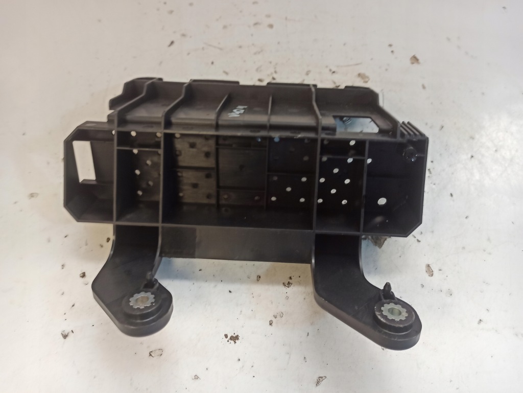 Volvo v40 2 2 корпус коробка предохранителей 30659176 30659177 Киев