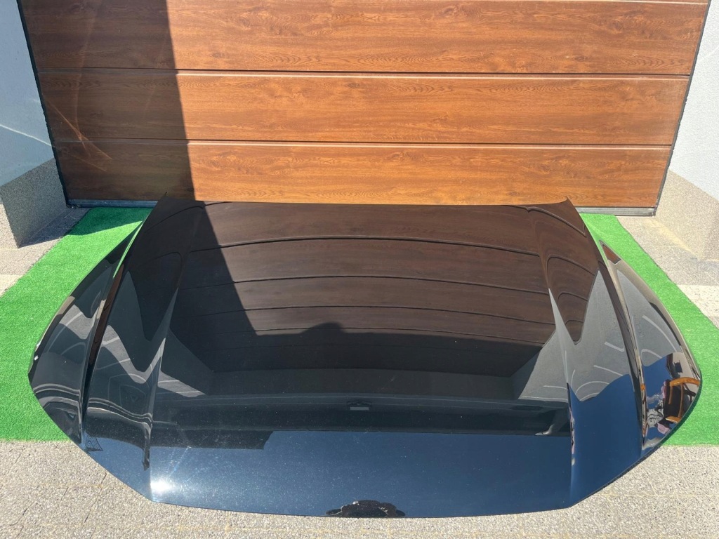 Капот перед audi q5 2 80a оригінал гарний стан чорна giełda poznań в Україні