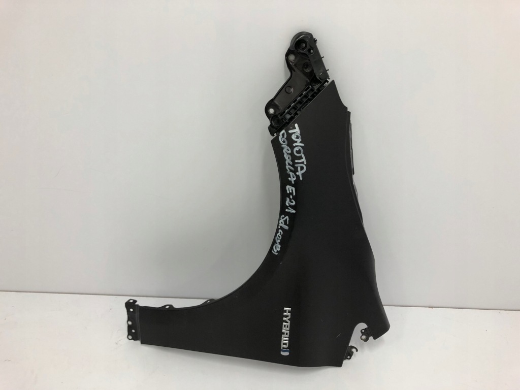 фото №1, Toyota corolla e21 хэтчбек kombi 19-błotnik левый перед