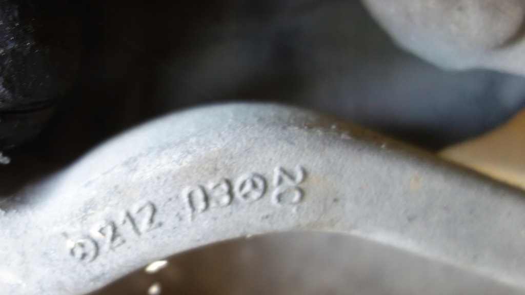 фото №5, Mercedes w212 поворотный кулак mcperson левая перед