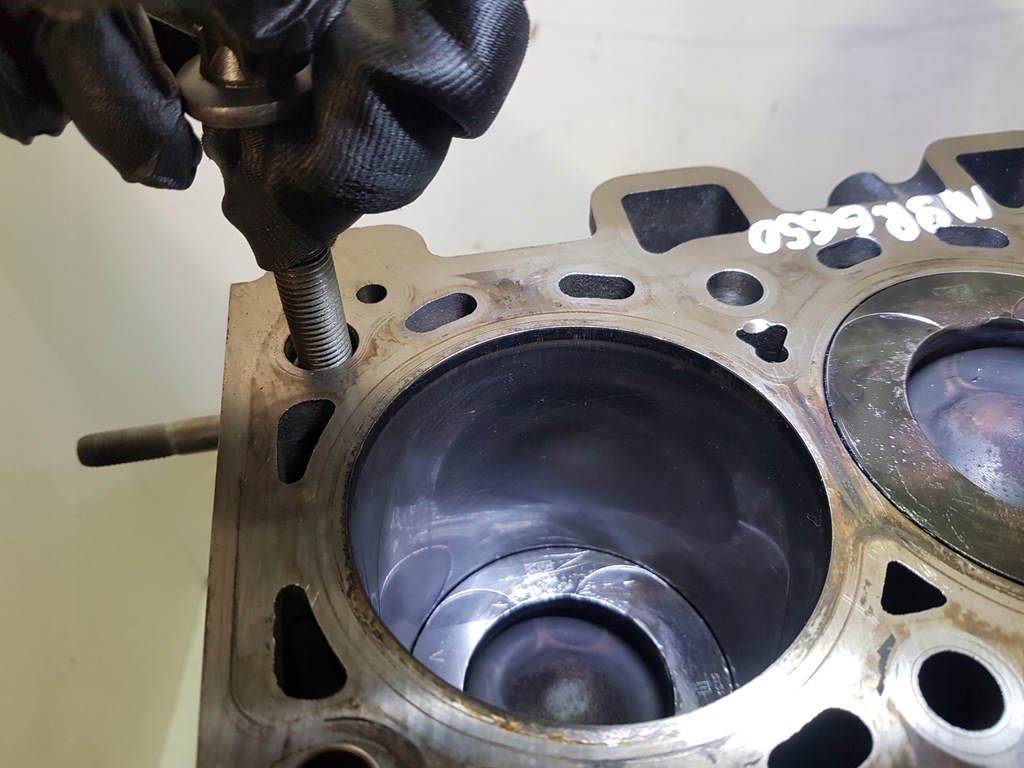 фото №10, Dół двигателя 2.0 dci m9rg650 koleos talisman espace v trafic iii