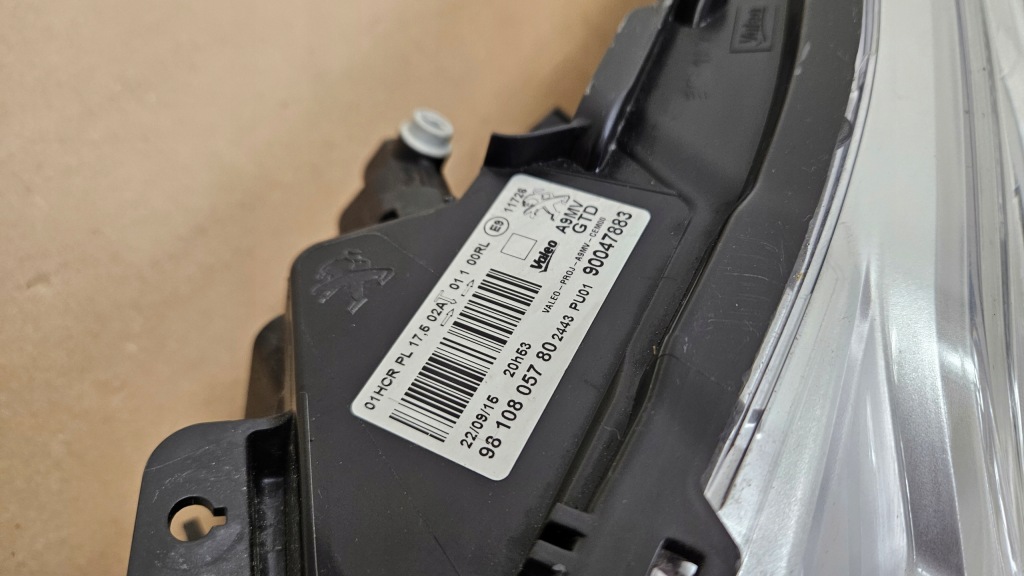 фото №11, Лампа ліва перед передня peugeot 208 lift лінза 9810805780