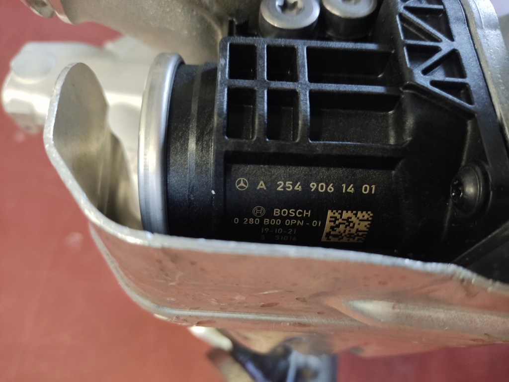 фото №10, Турбонагнетатель mercedes a2540900700 prawie nowa