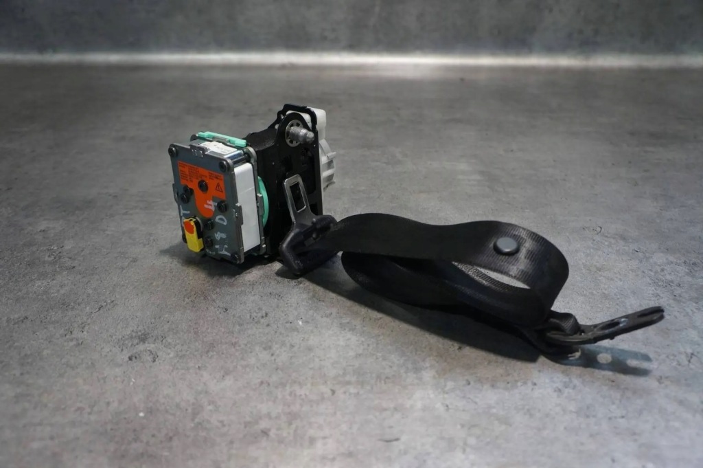 фото №1, Pas безопасности правый задняя задний audi a8 d4 4h 4h0857805d