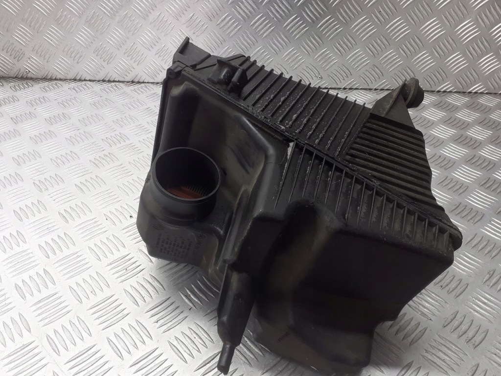 фото №4, Корпус фильтра воздуха renault scenic ii 2.0 8200176558