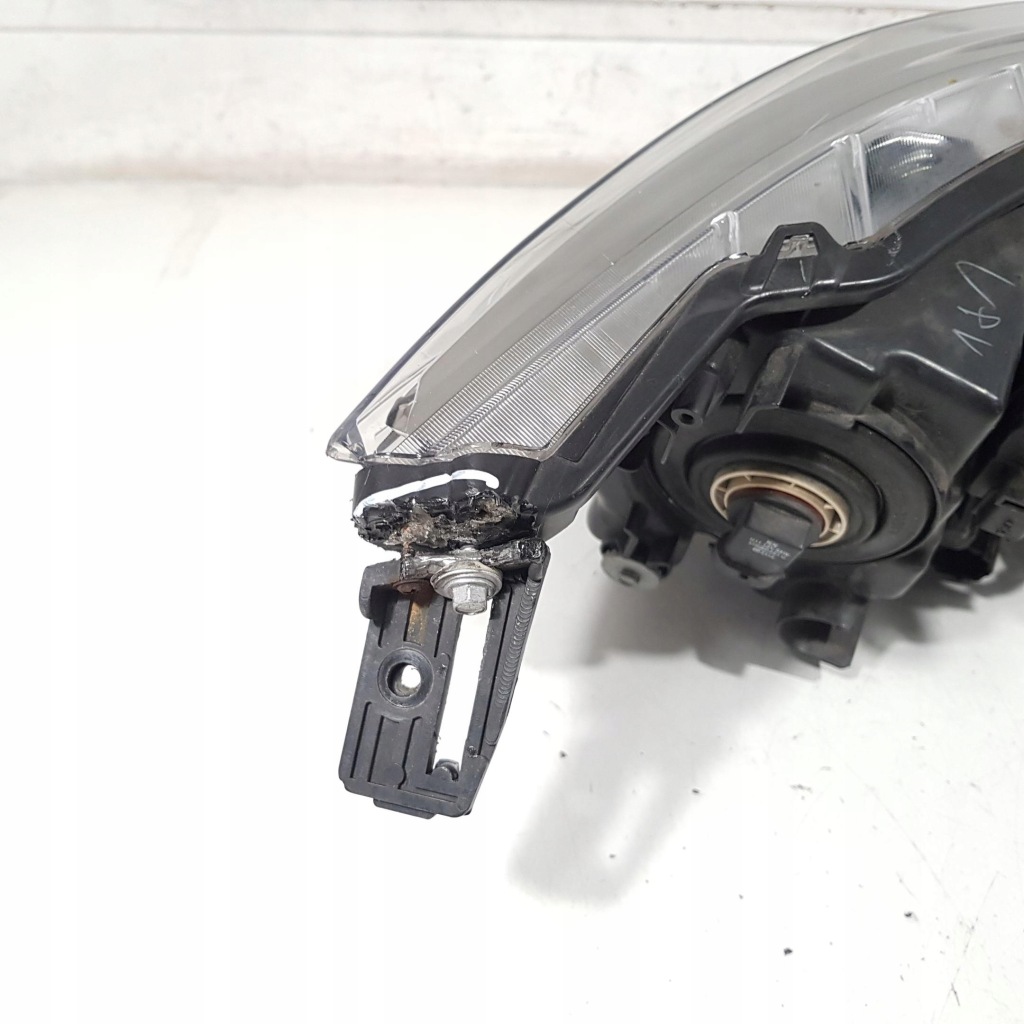 Фара левая передняя перед led qashqai 2 100-18014 Оригинал