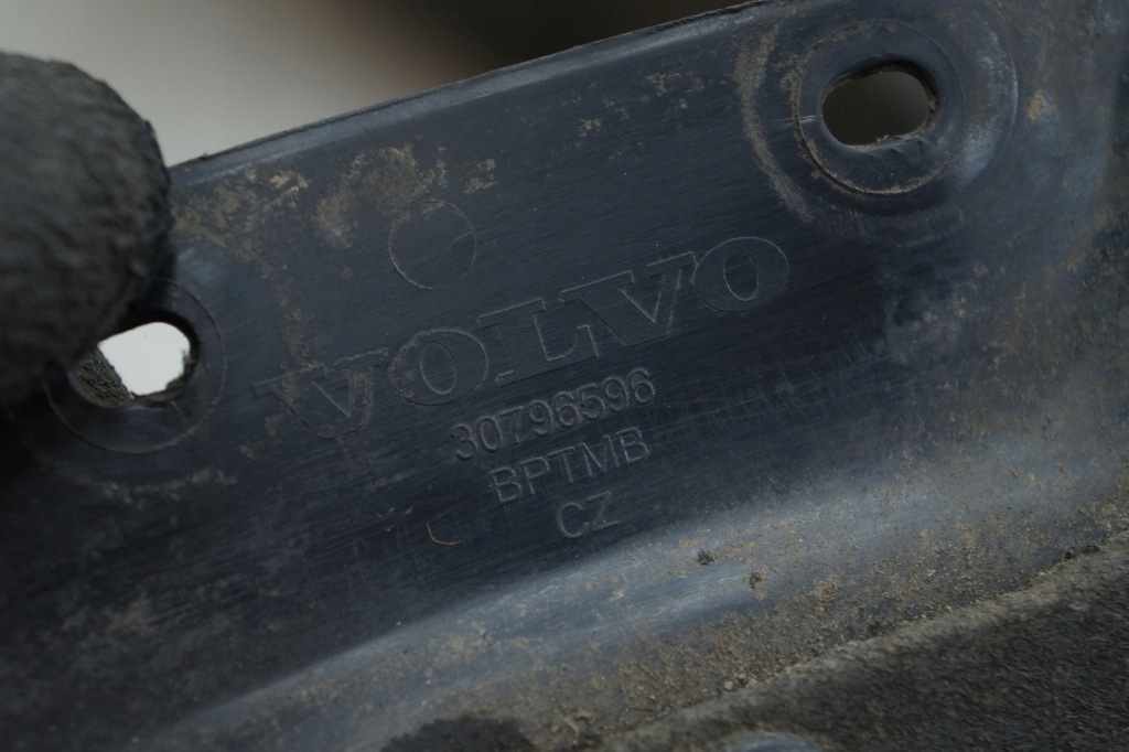 фото №6, Подкрылок левый перед передние левая volvo v70 iii s80 ii 30796596