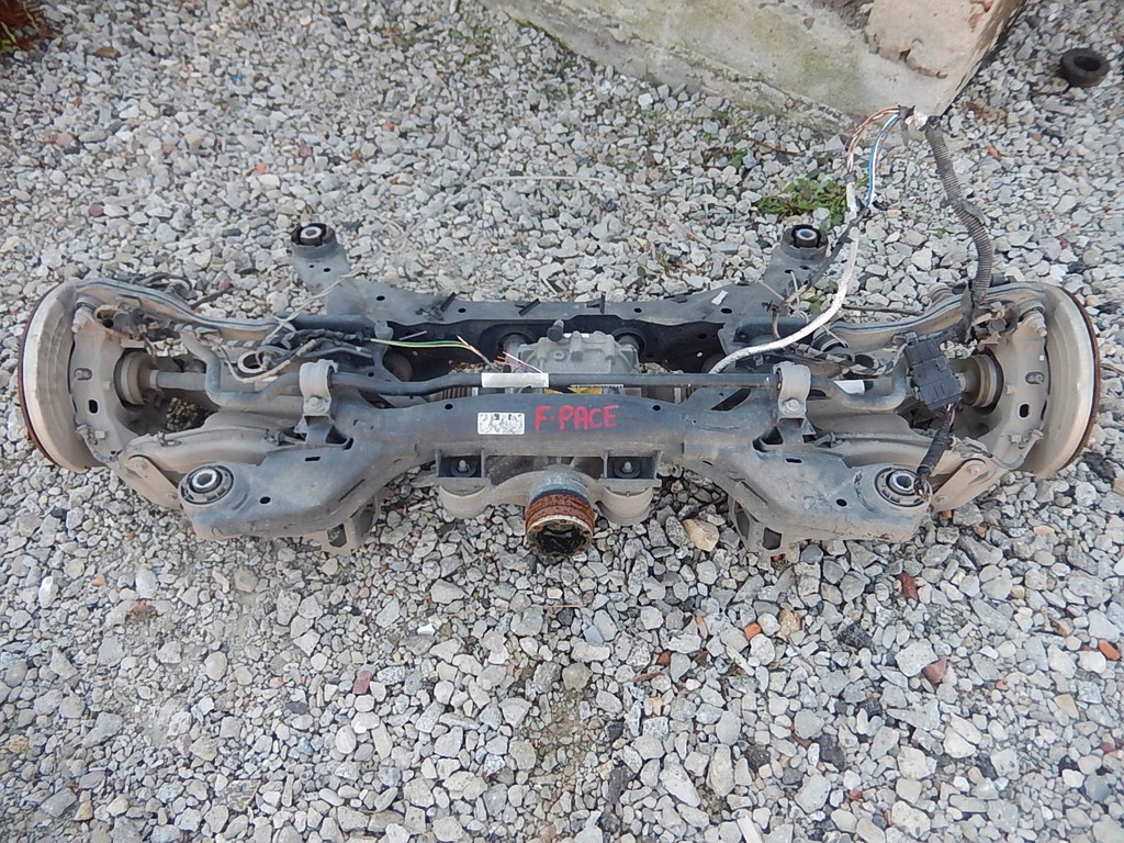 фото №1, Задняя балка oś подвеска jaguar f-pace 2.0 d