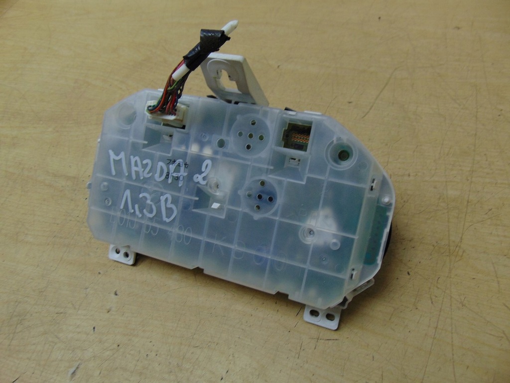фото №12, Счетчик приборная панель mazda 2 ii de 1.3 b df71