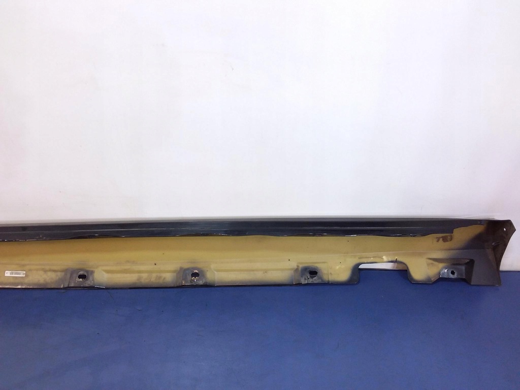 фото №8, Mercedes r w251 молдинг порог правая a2516980854