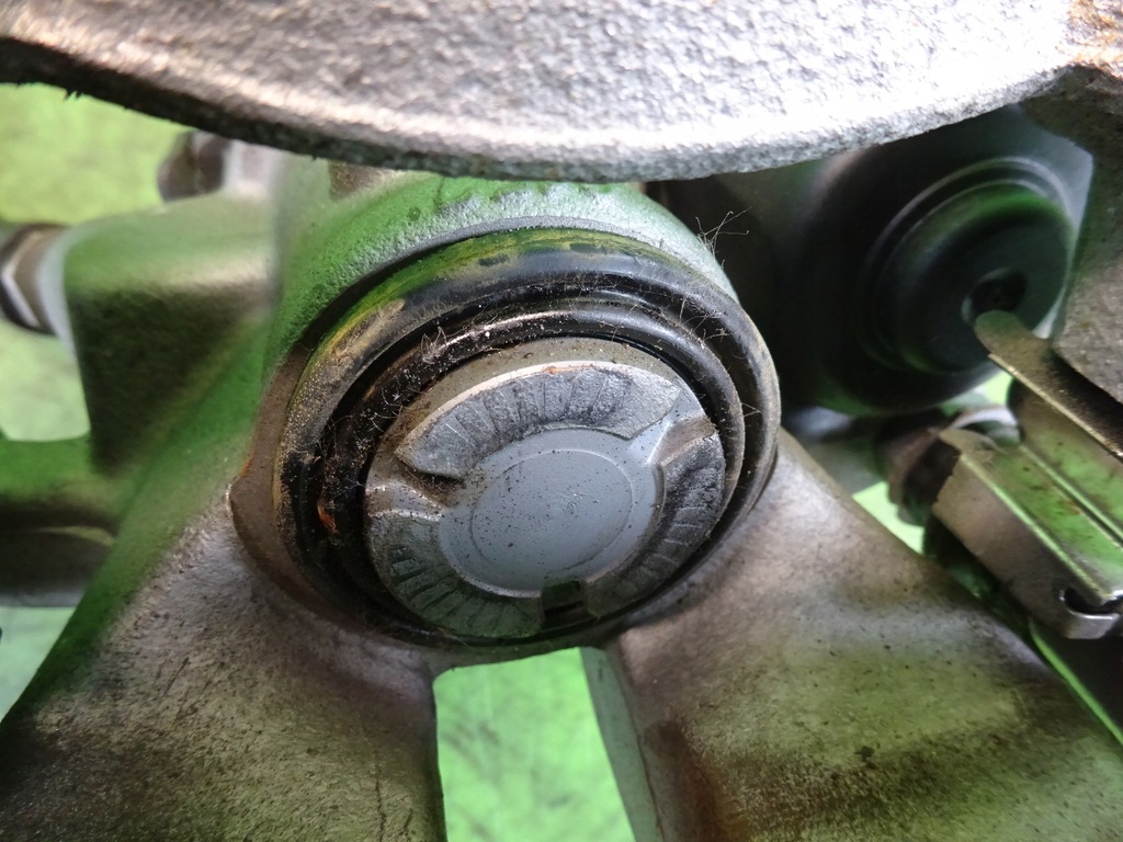 фото №9, Суппорт тормозной левый задний infiniti q30 18r