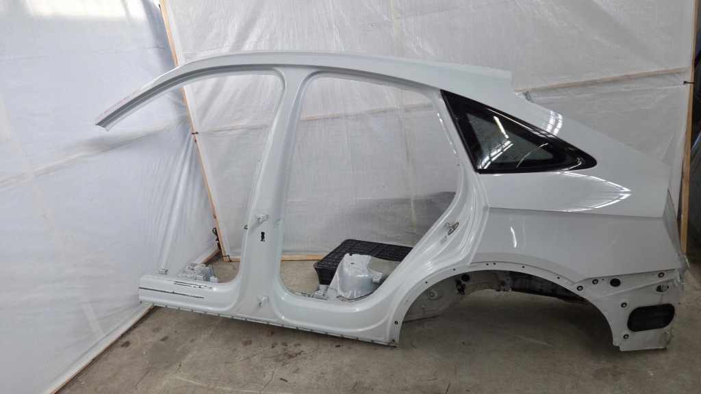 фото №1, Audi q5 ii 80a lift sportback чверть задня ліва крила лівий задня ls9r