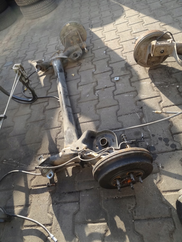 фото №1, Chevrolet aveo t300 2011 sedan балка підвіска