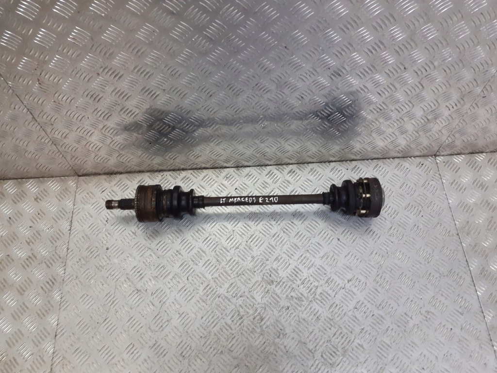 Купить Приводной вал левая задняя mercedes e210