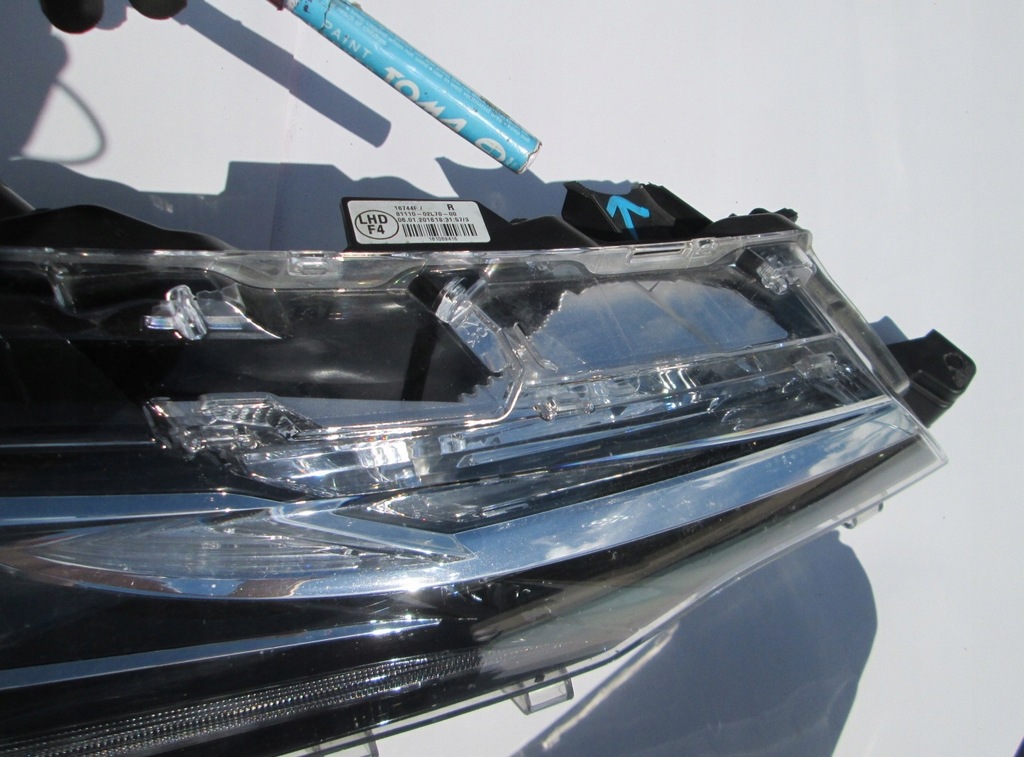 фото №12, Лампа правая toyota corolla e16 lift full led