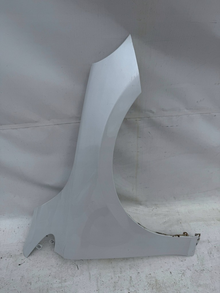 фото №1, Volvo v40 12-19 крыло правый перед передний ii