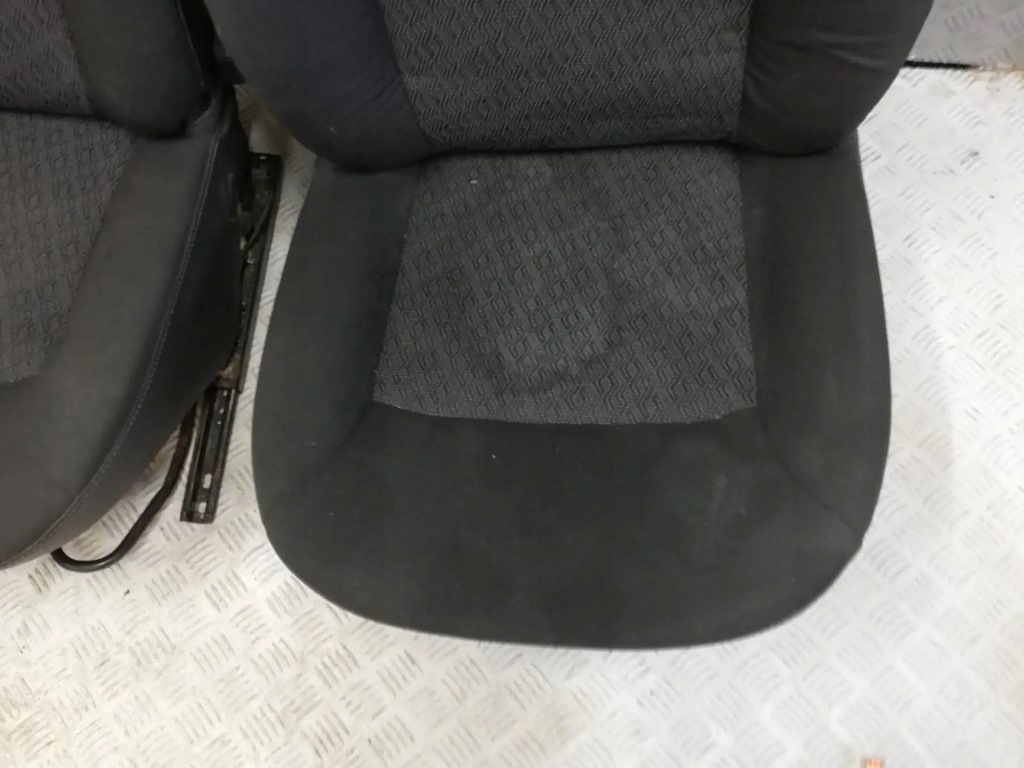 фото №5, Dacia duster i сиденья заднее сиденье ремни