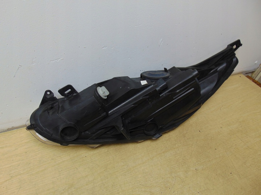 фото №14, Лампа правая перед ford fiesta mk7 lift europa c1bb-13w029-ch