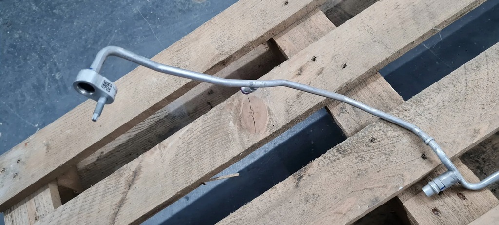 фото №2, S3 8y a3 трубка шланг кондиционера 2.0 tfsi 5q0816741c