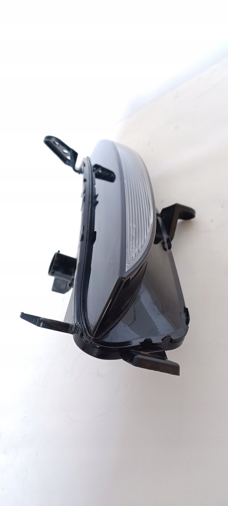 фото №8, Лампа поворотник renault megane 4 261354958r