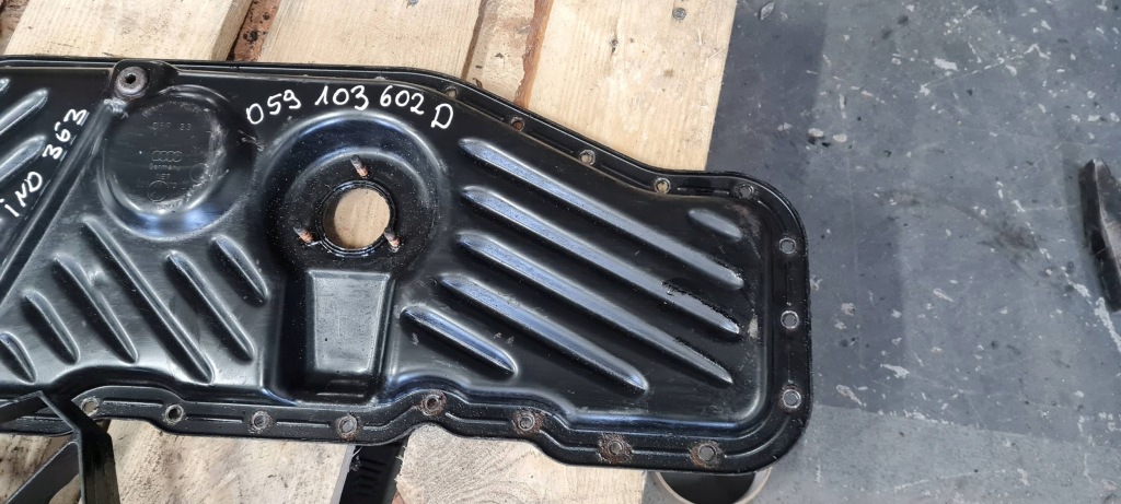 A6 c6 рестайлинг  корпус основание поддон масла масляная 3.0 tdi 059103602d в Украине