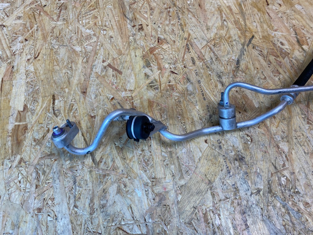 Пабтрубок  шланг трубка кондиционера mercedes s klasa w222 a2228306005 Недорого