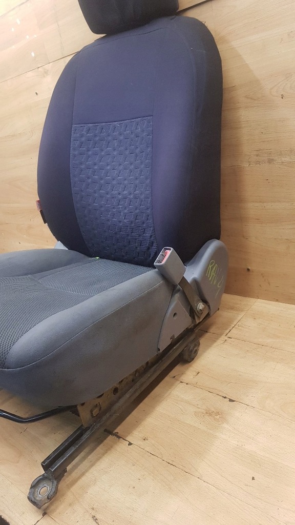 фото №2, Сидіння перед правий пасажира toyota rav4 ii